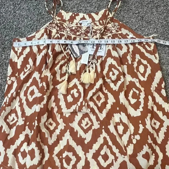HAUTE HIPPIE BOHO TOP BROWN & CREAM SLEEVELESS TASSEL BLOUSE SIZE MEDIUM NWT - Picture 4 of 7